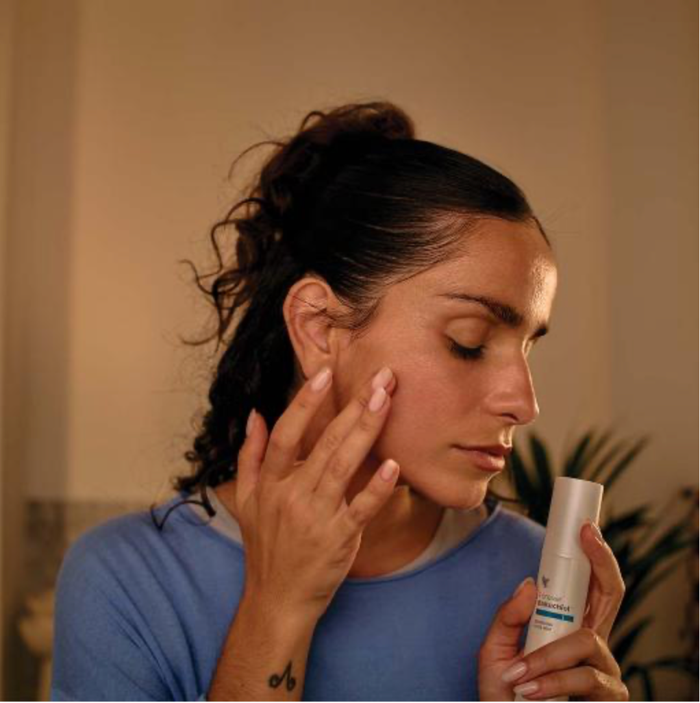 Forever Bakuchiol™ Nourishing Facial Milk