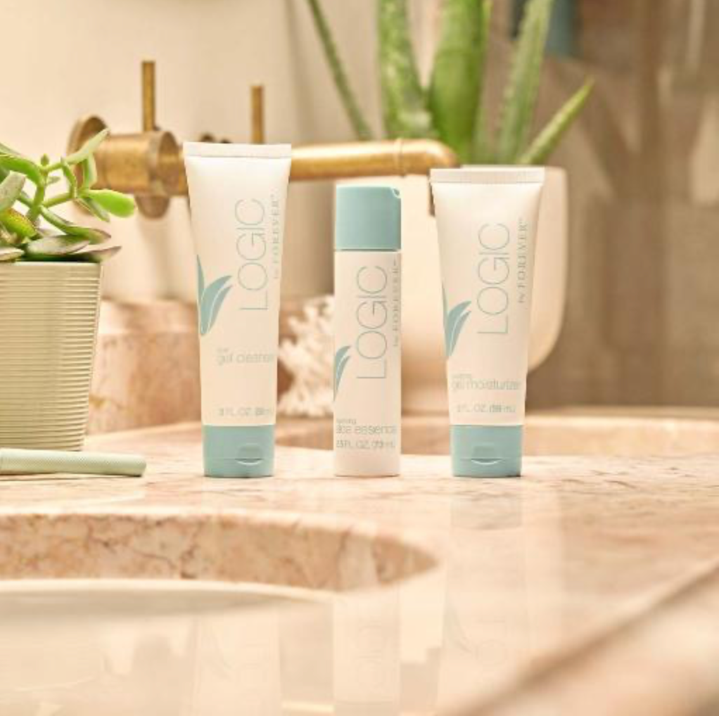 Logic By Forever™ Balancing Aloe Essence