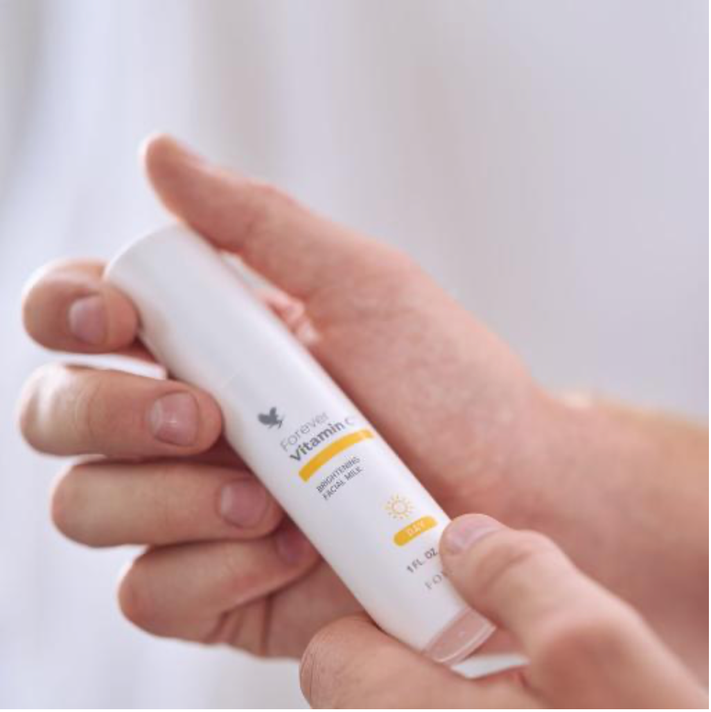 Forever Vitamin C™ Brightening Facial Milk